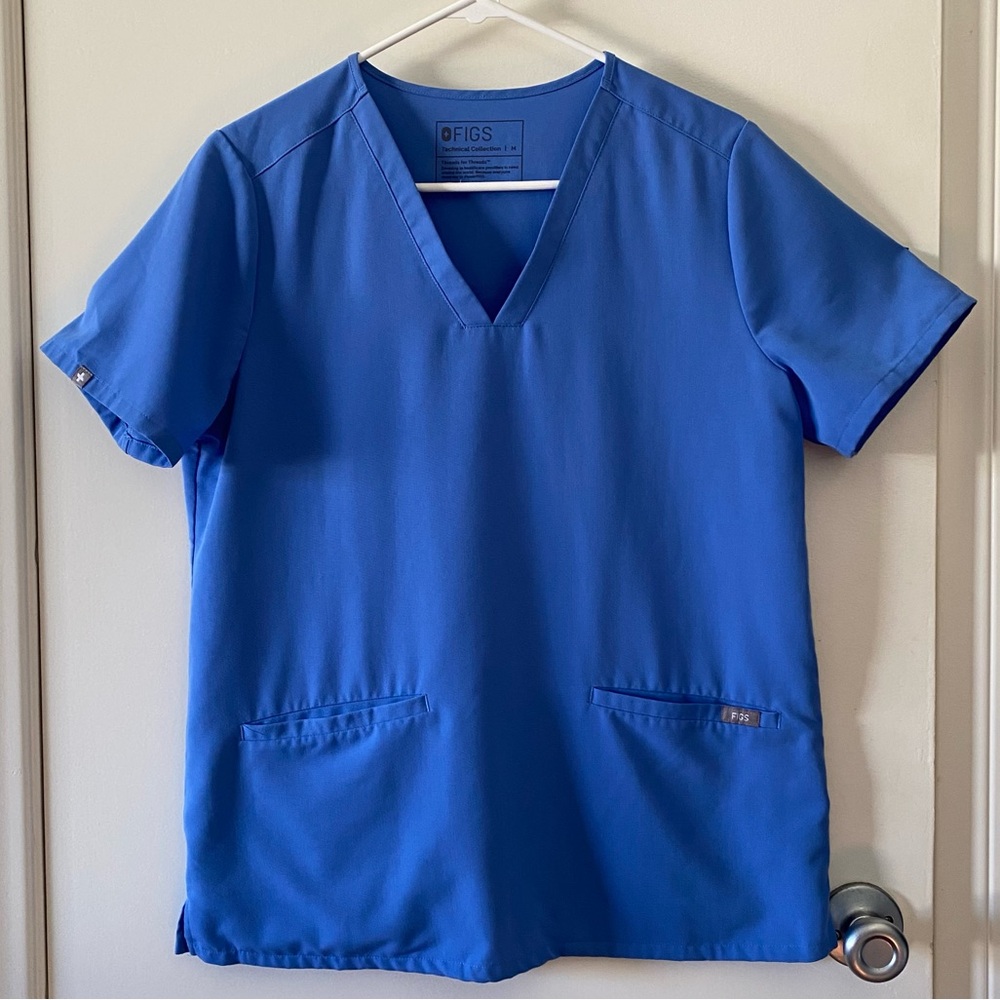 Figs Casma Ceil Blue Scrub Top, M
